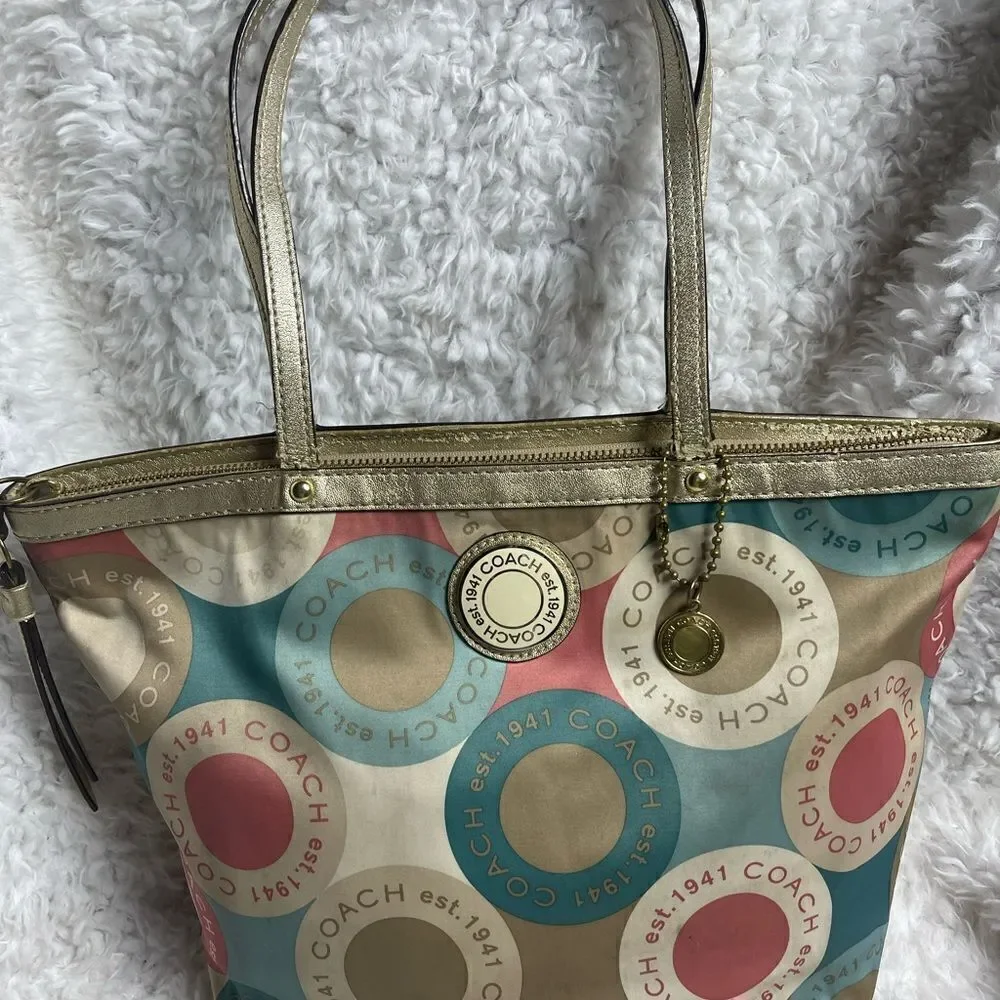 Coach satin scarf print 1941 beige ,khaki,peach & mint green color small tote. - Picture 12 of 16